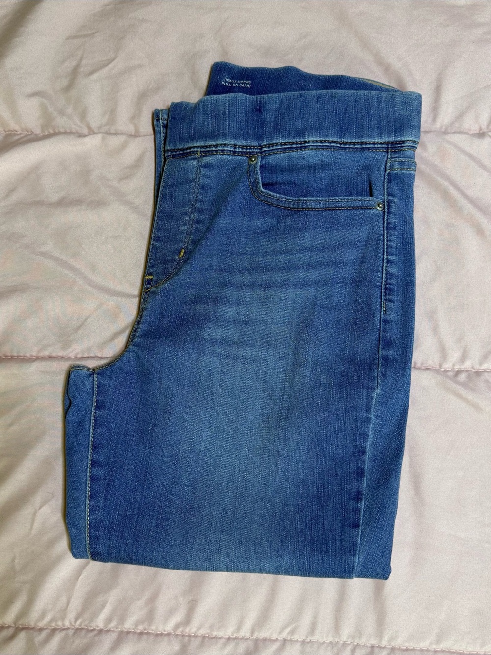 Levi Strauss Women’s Capri Jeans size 12